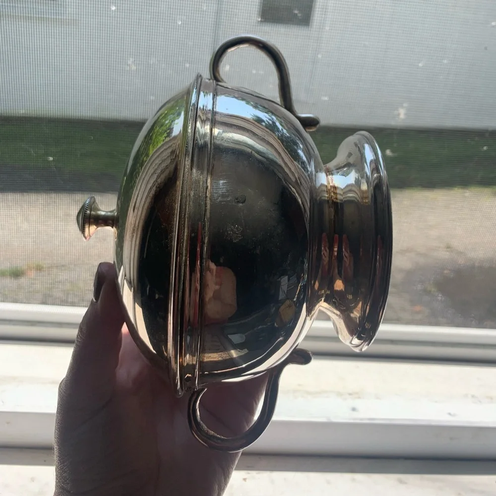 Great silver container with lid. - Picture 7 of 7